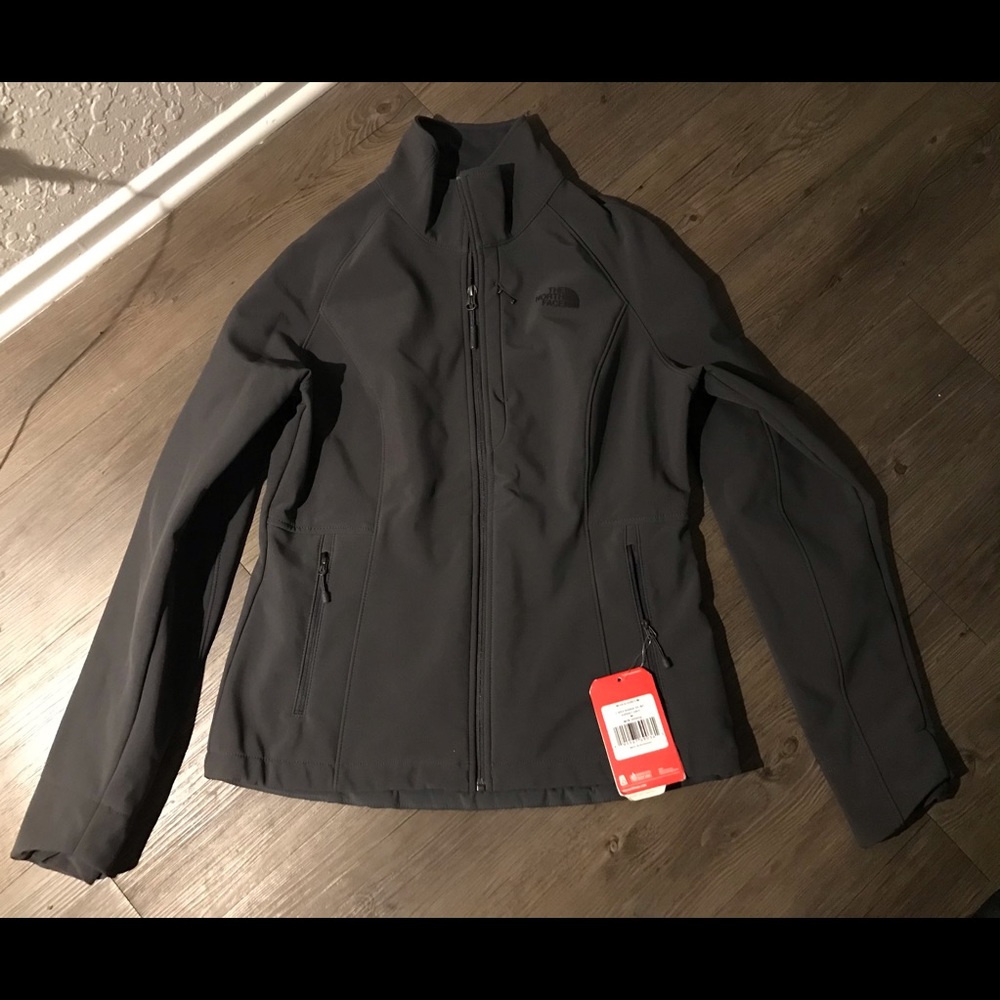 The North Face Women's windwall jacket
